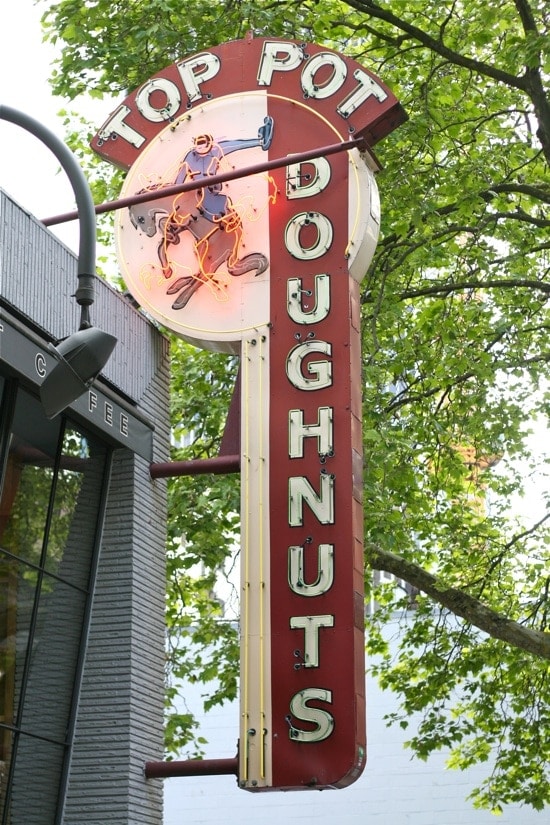 Donut Sign