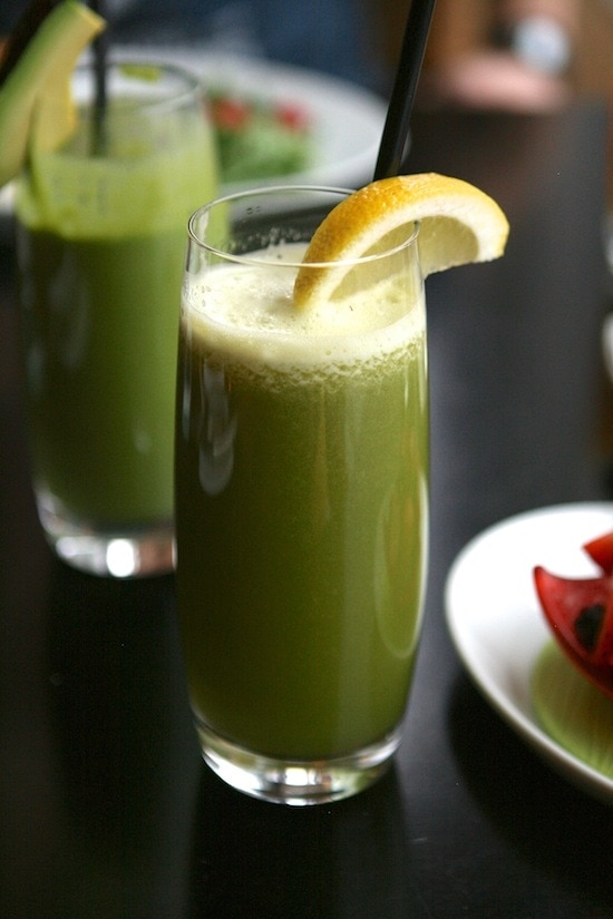 IMG_0389 green smoothie