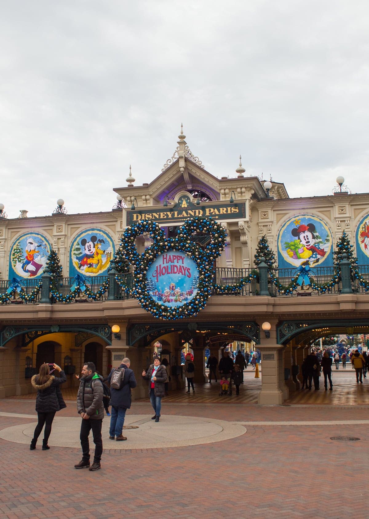 Disneyland Paris entrance