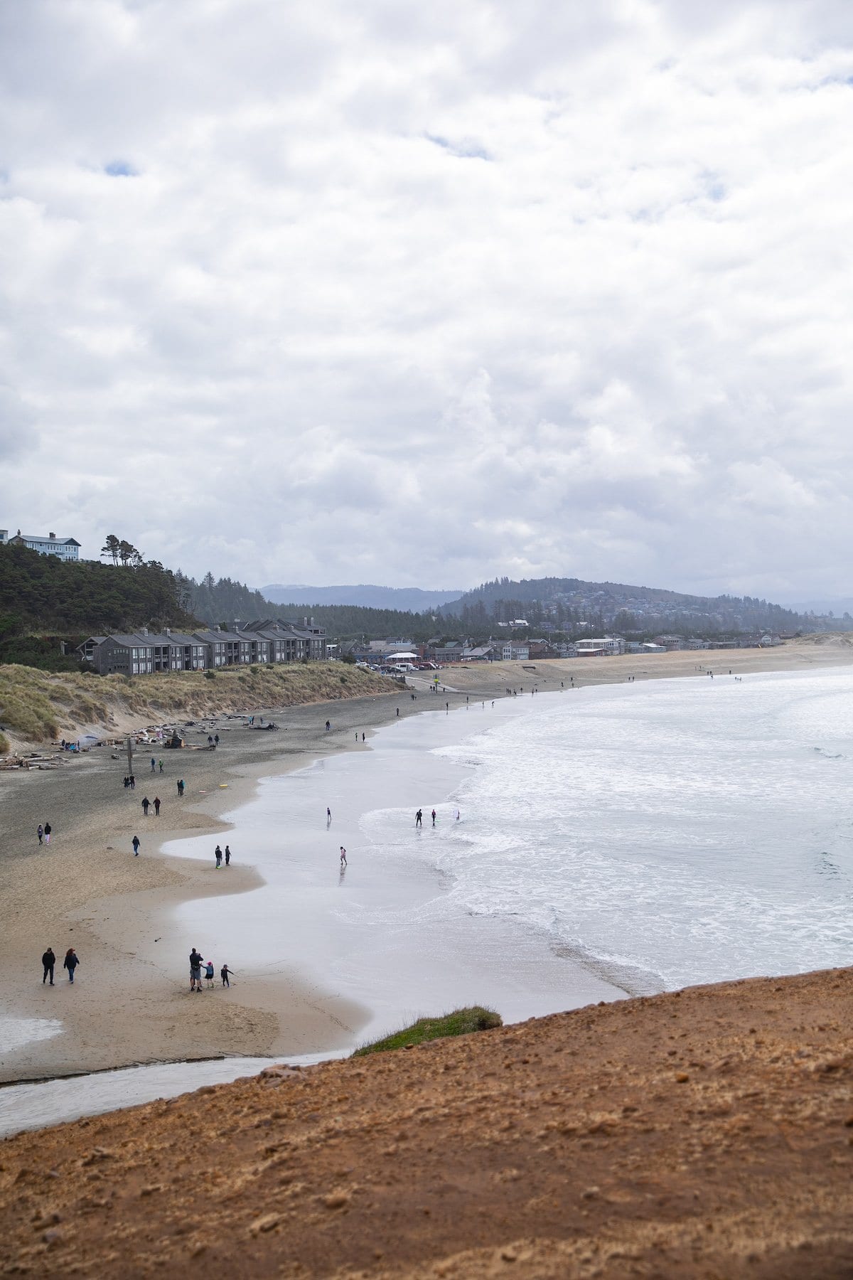 pacific city oregon beach
