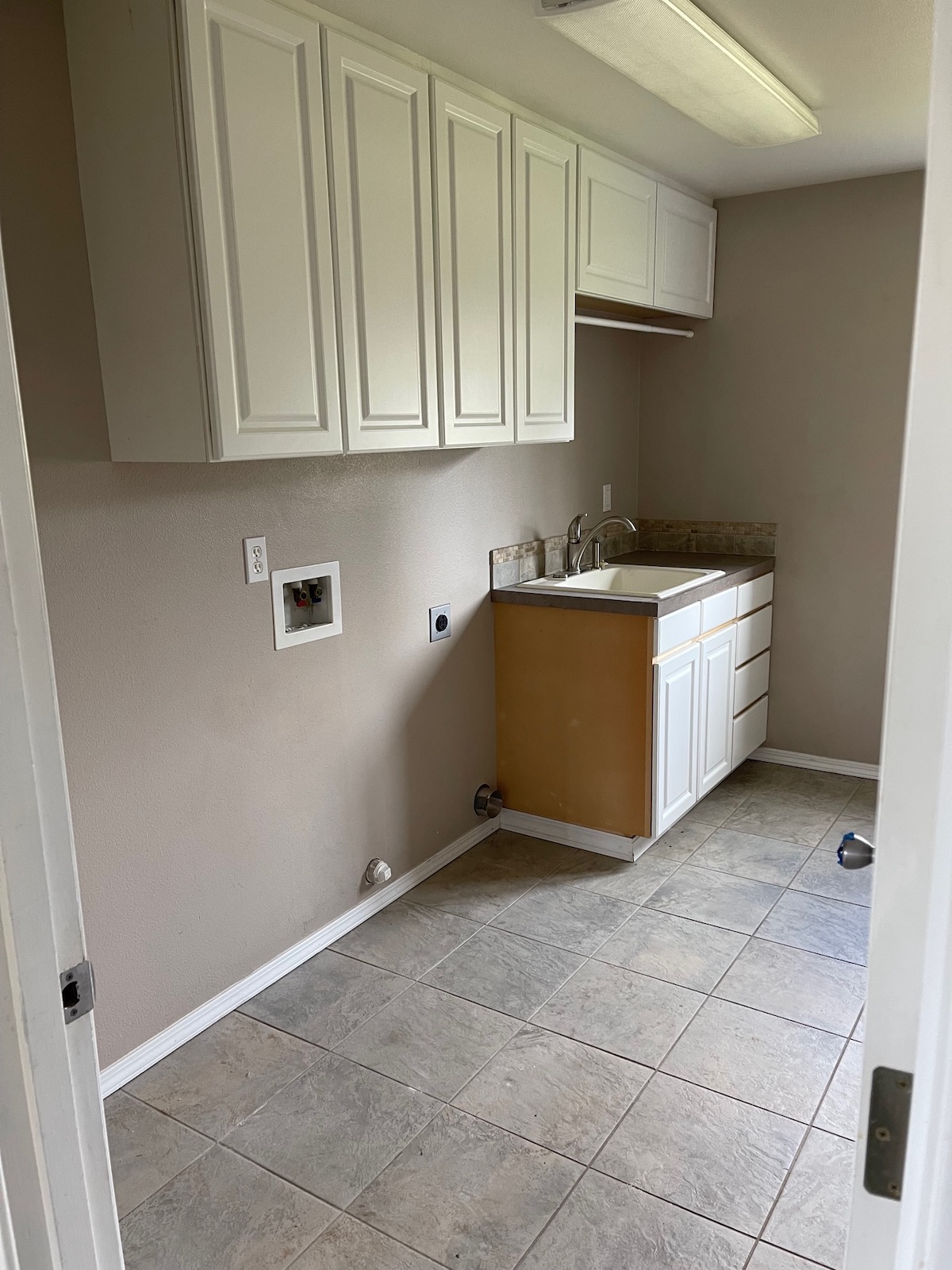 empty laundry room