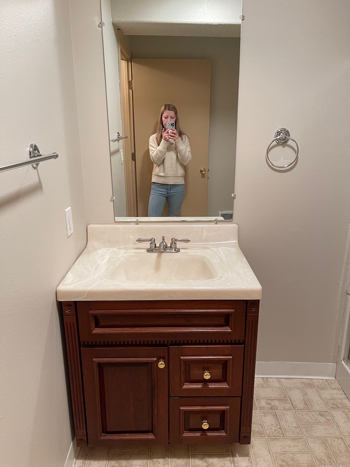 bathroom vanity